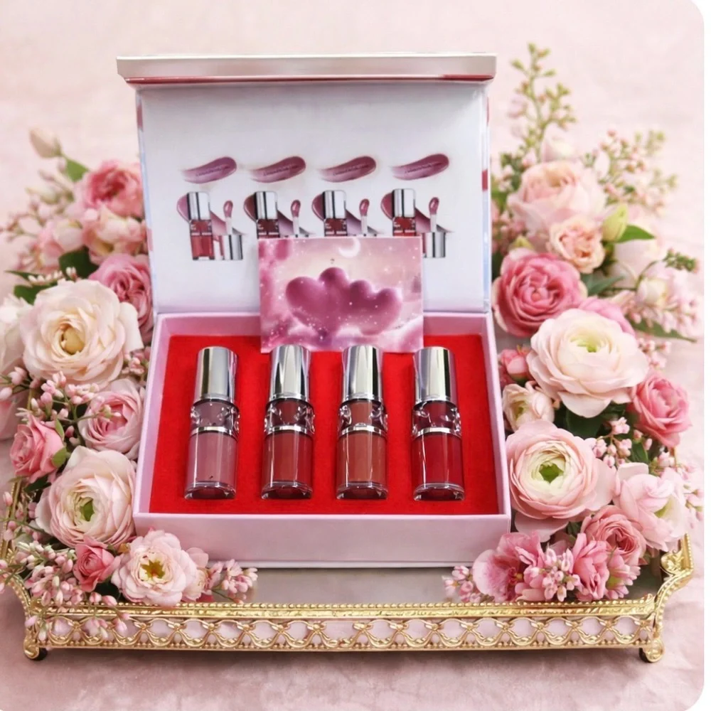 4pc Yves Saint Laurent YSL Loveshine plumping lip oil gloss 4pc set